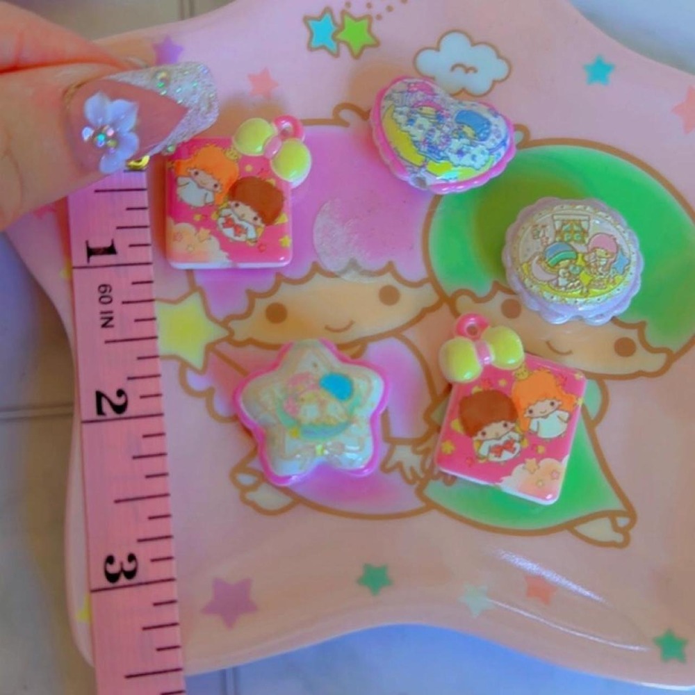 Sanrio Little Twin Stars 5-Piece Coordinated Focal Bead Set new - Picture 6 of 8